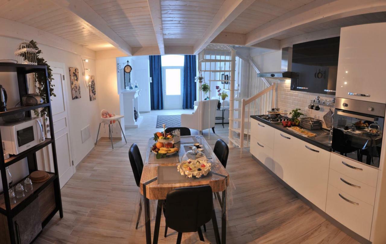Willa Casa Tra Borgo E Mare Monopoli Zewnętrze zdjęcie